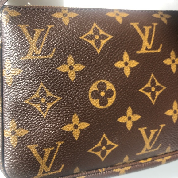 SOLD - Picture 4 of 10